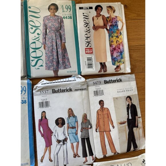 Lot Of 15 Vintage McCall Simplicity Clothing Patterns Sizes 14-22 - Picture 13 of 16